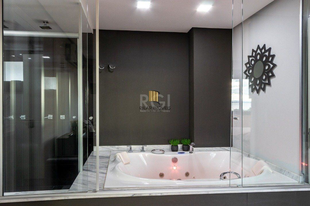 Duplex para Venda - 128.73m², 3 dormitórios, sendo 1 suites, 3 vagas - Cristal