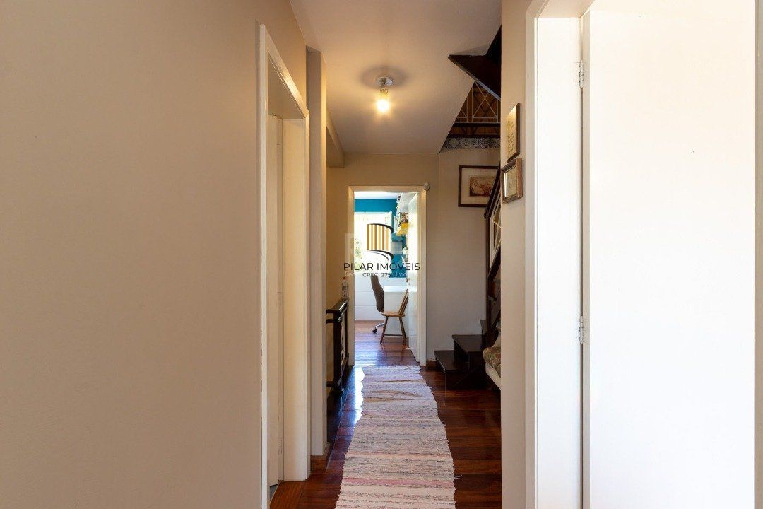 Casa para Venda - 352.19m², 4 dormitórios, sendo 1 suites, 4 vagas - Belém Novo