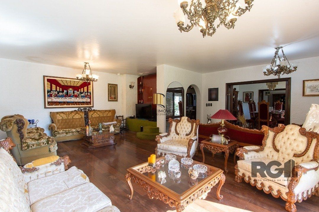 Casa para Venda - 580m², 3 dormitórios, sendo 1 suites, 3 vagas - Santa Tereza