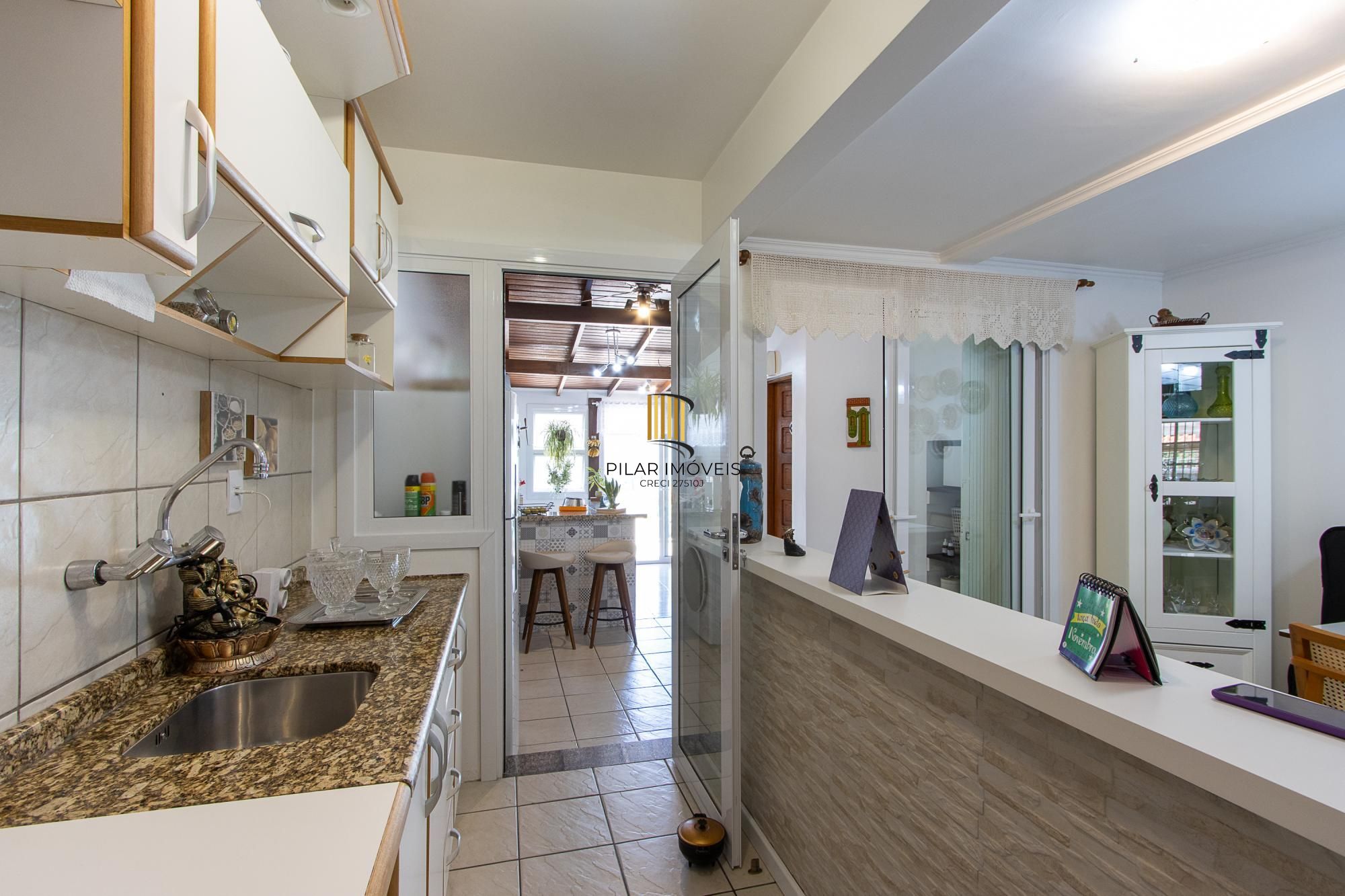 Casa para Venda - 110.14m², 2 dormitórios, sendo 1 suites, 2 vagas - Hípica