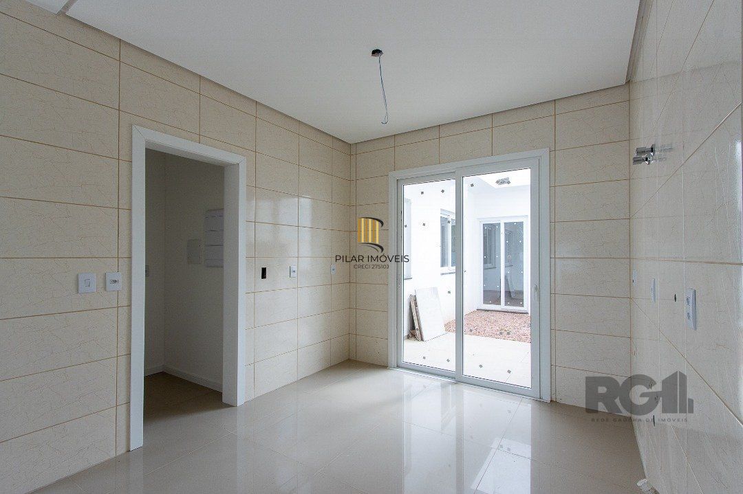 Casa 3 dormitórios no bairro Aberta dos Morros