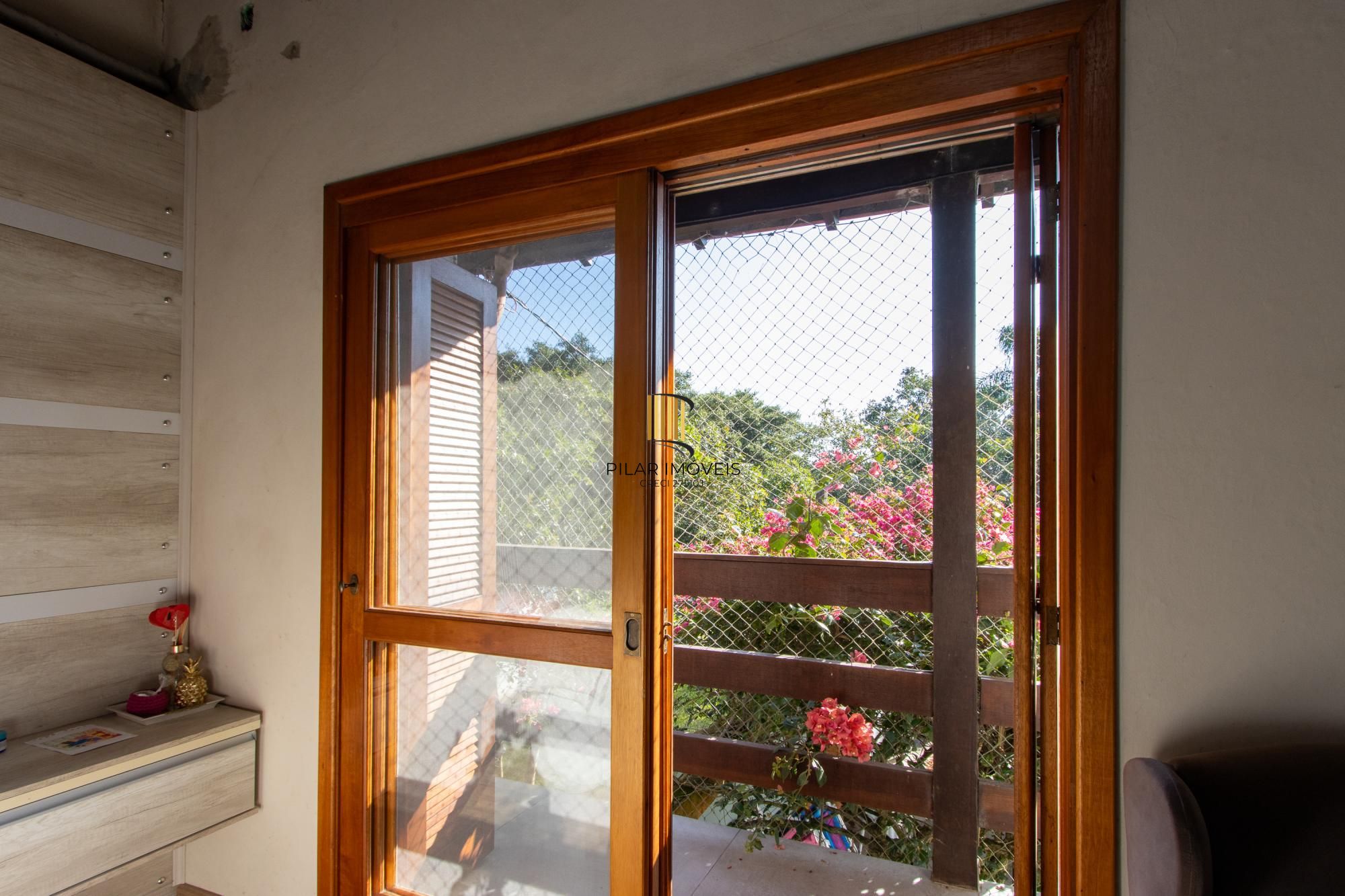 Sitio com área de 1.800m², Residencial e Comercial - Bairro Belem Novo - Porto Alegre