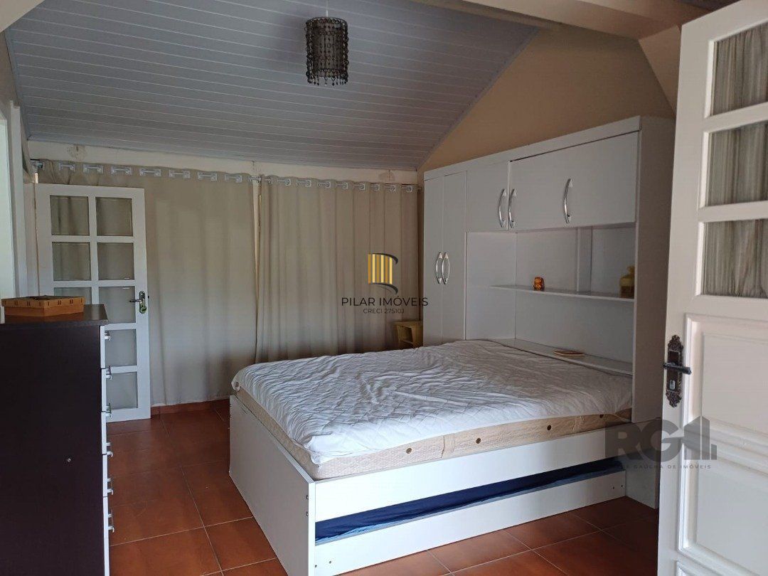 Casa de Condomínio 2 dormitórios no bairro Capão Novo