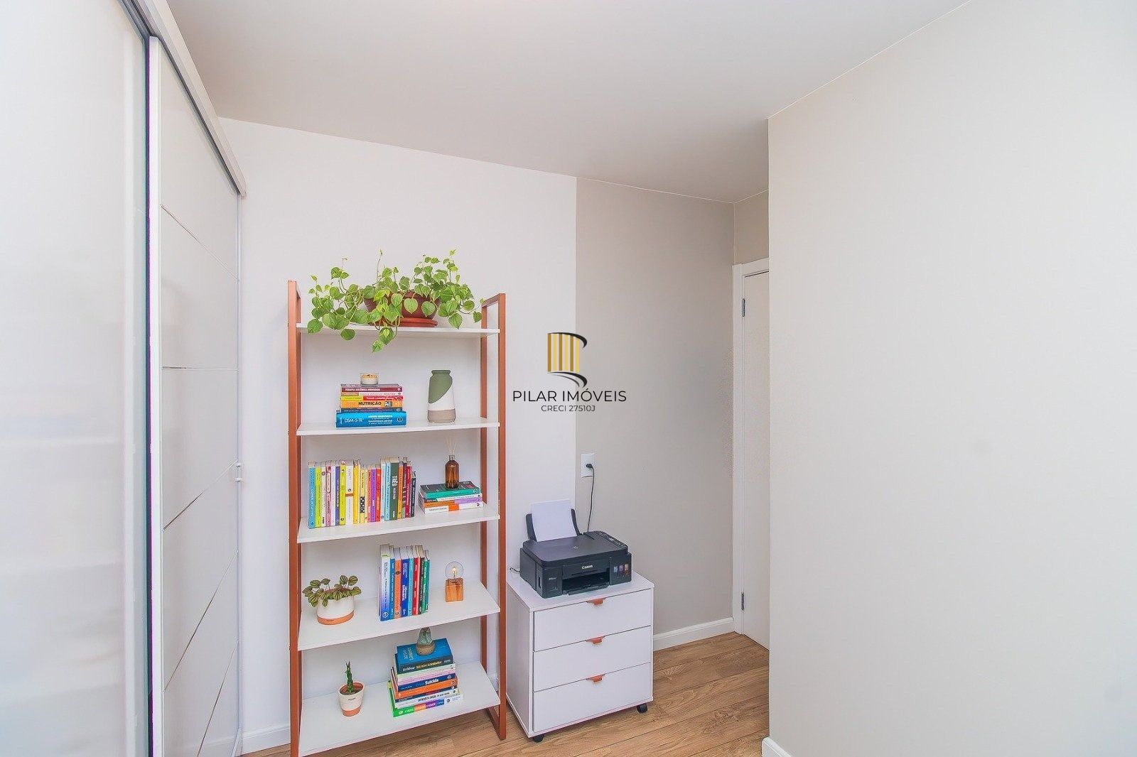 Apartamento com 2 suíteS, 2 vagas e churrasqueira