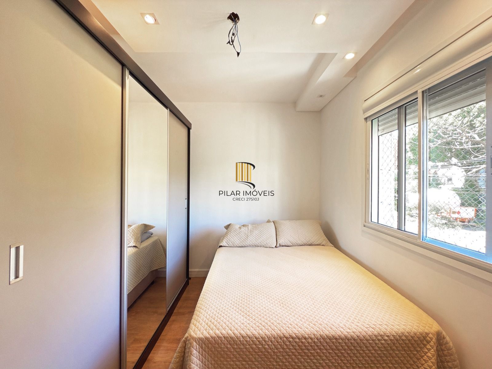 Excelente apartamento de 3 dormitórios, 1 suíte e 2 vagas de garagem.