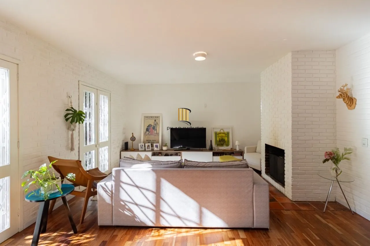 Casa 3 dormitórios no bairro Petrópolis