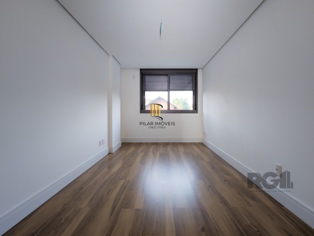 Apartamento com 145m² e 3 dormitórios no bairro Tristeza em PORTO ALEGRE para Comprar