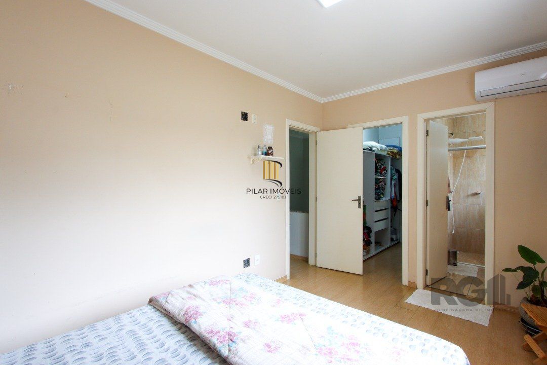 Casa 2 dormitórios no bairro Hípica