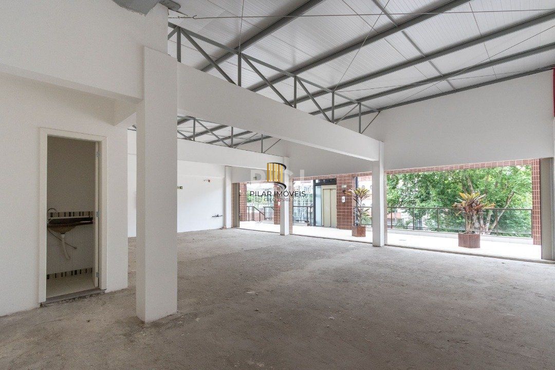 Loja para Venda - 98m², 0 dormitórios, Tristeza