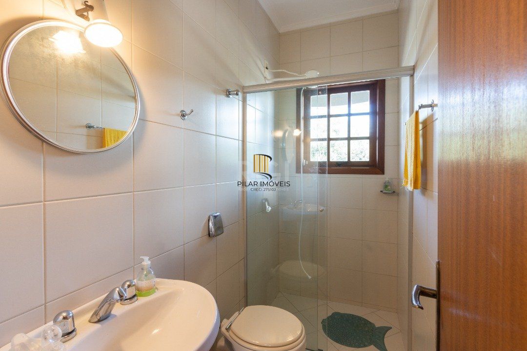 Casa de Condomínio 4 dormitórios no bairro Nonoai