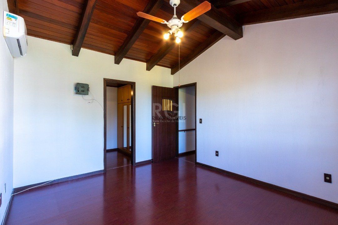 Casa para Venda - 357.28m², 4 dormitórios, sendo 1 suites, 4 vagas - Jardim Isabel