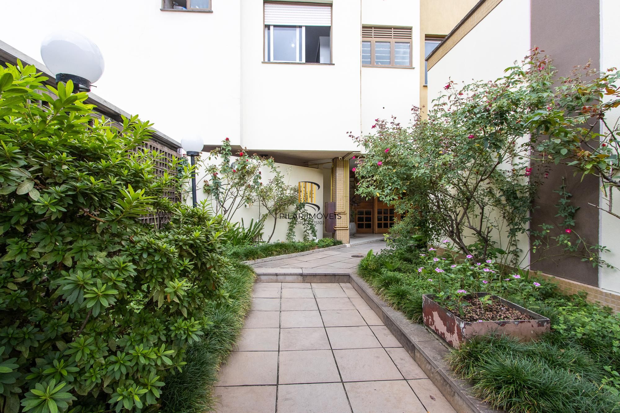Apartamento 2 quartos, com 1 vaga escriturada - Bairro Tristeza