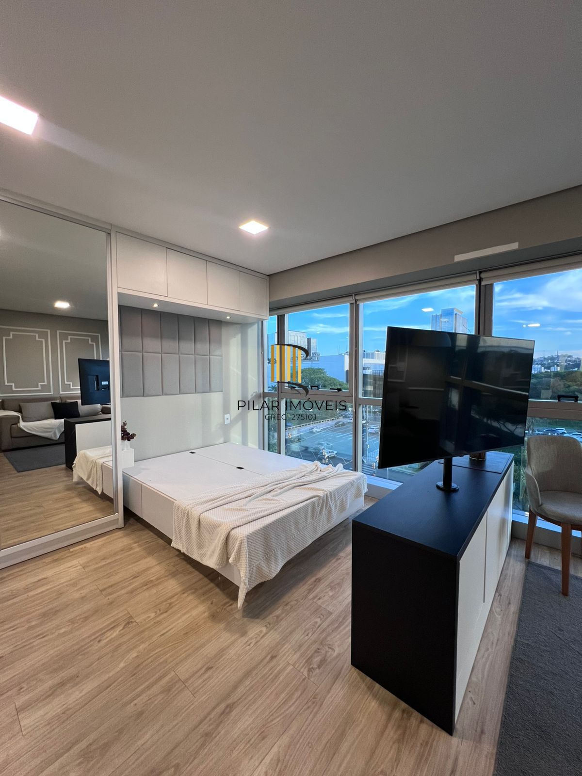 Apartamento 1 dormitório com vaga coberta à venda no bairro Praia de Belas