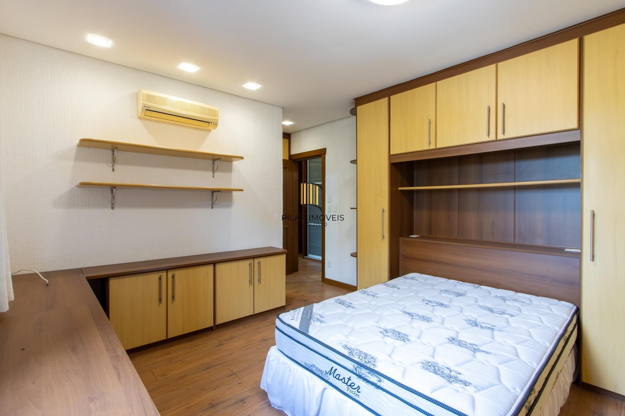 Casa Condominio 3 Dormitório(s) Bairro Terra Ville