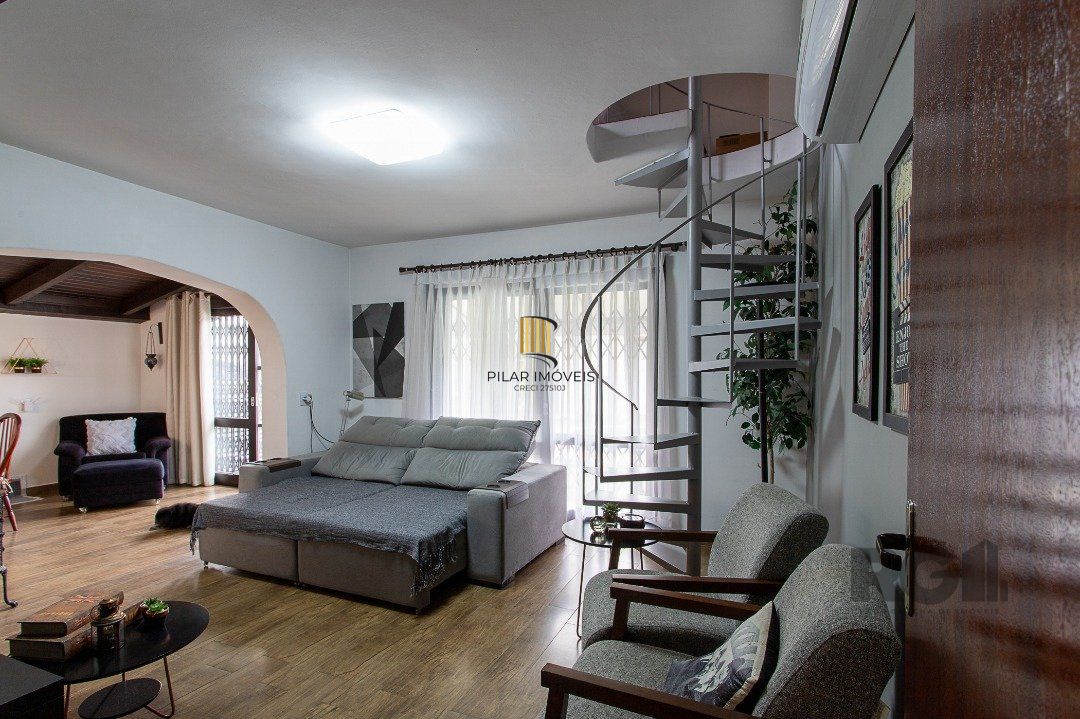 Casa 4 dormitórios no bairro Jardim Isabel