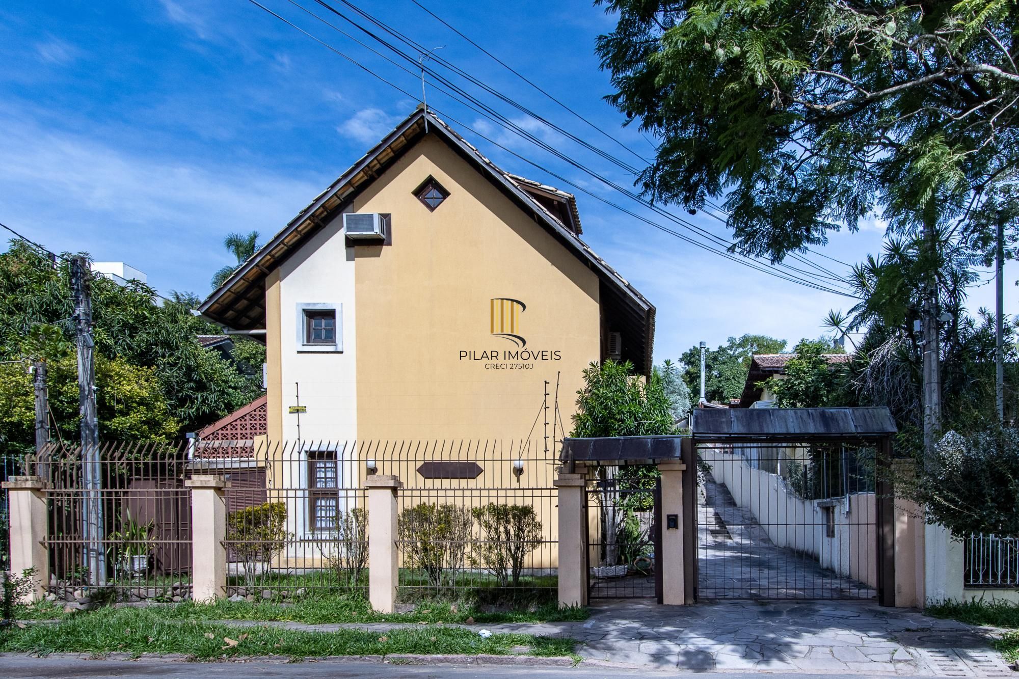 Casa em Condomínio no bairro Tristeza - Pilar Imóveis