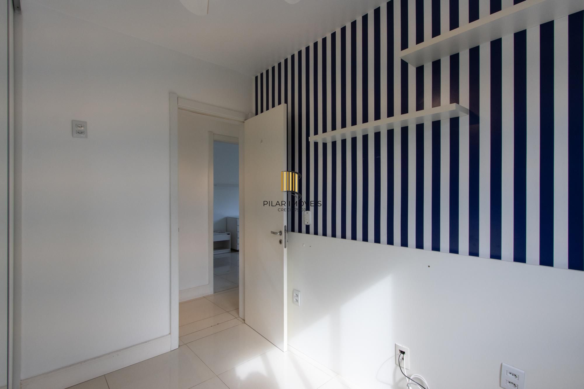 Apartamento no Bairro Cristal de 3 dormitórios,1 Suíte, Semi mobiliado com 1 vaga escriturada