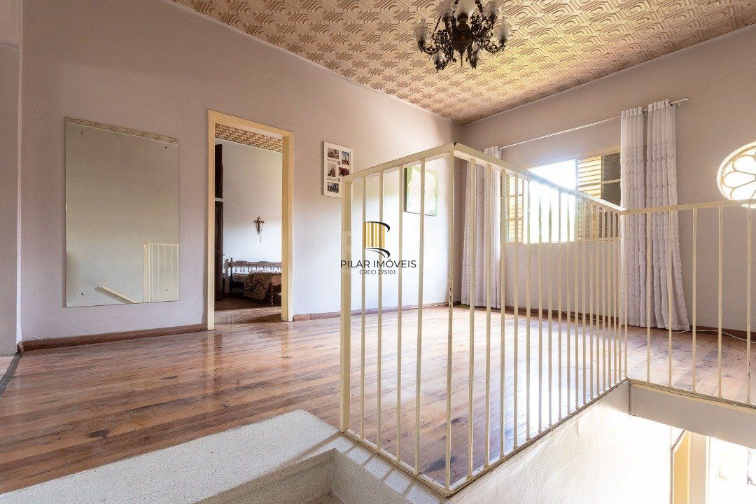Casa para Venda - 118m², 2 dormitórios, 2 vagas - Medianeira