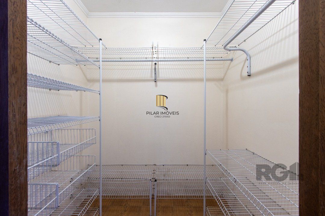Casa 5 dormitórios no bairro Nonoai