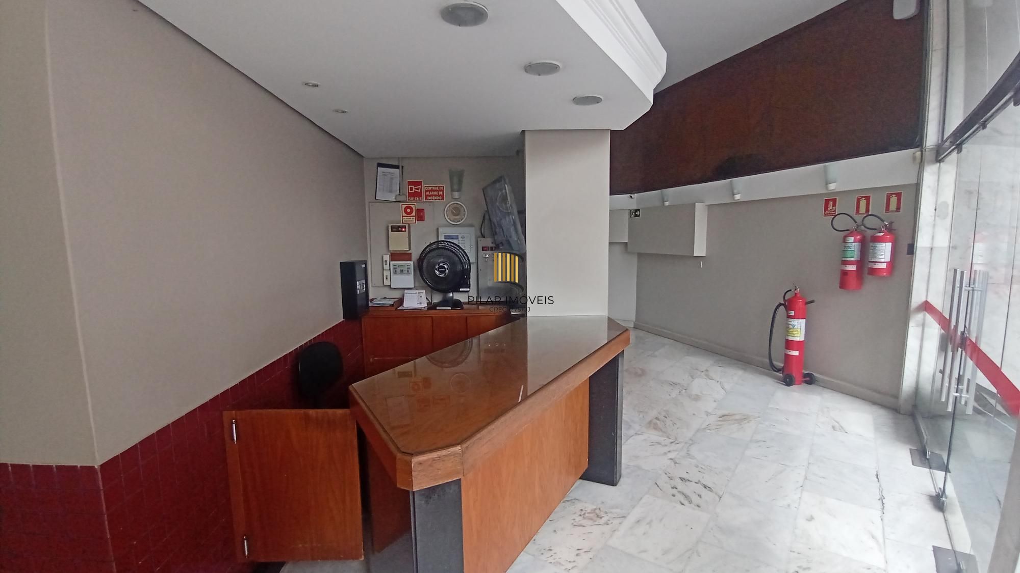 Imóvel comercial com 3 salas e recepção no Centro Histórico