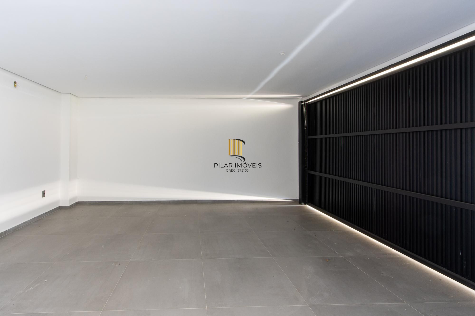 Casa em condomínio com conforto e exclusividade no bairro Tristeza