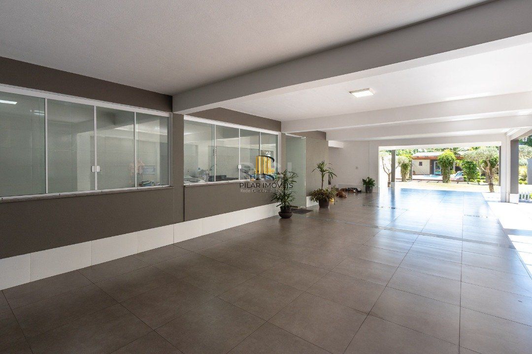Casa para Venda - 420m², 3 dormitórios, sendo 3 suites, 8 vagas - Ipanema