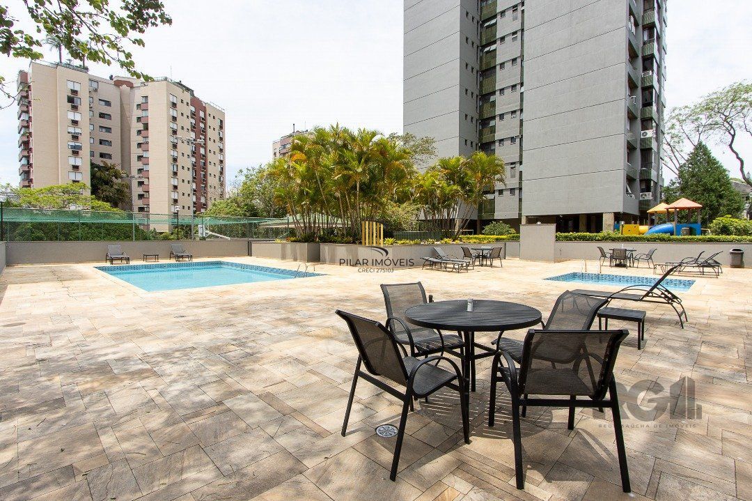 Cobertura para Venda - 209m², 3 dormitórios, sendo 1 suites, 2 vagas - Bela Vista