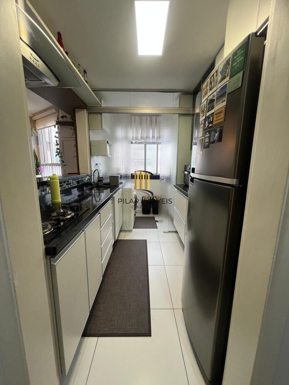 Apartamento de 2 dormitórios no bairro Camaquã.