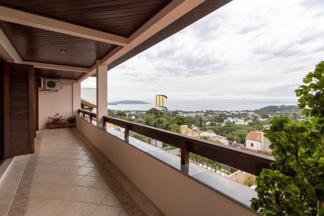 Casa para Venda com 4 dormitórios, sendo 2 suites e 4 vagas no bairro Jardim Isabel