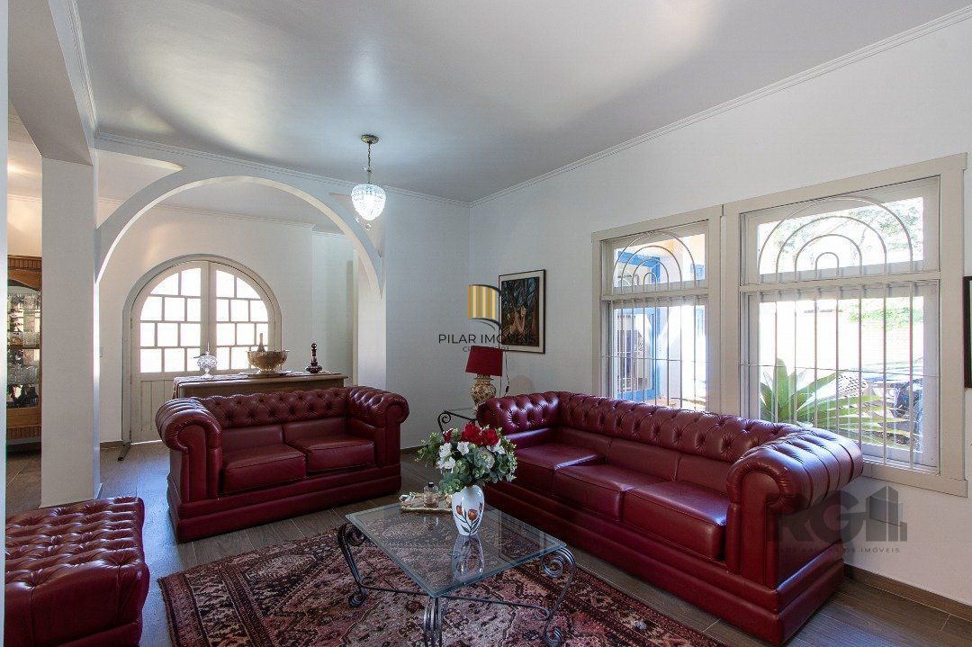 Casa 4 dormitórios no bairro Jardim Isabel