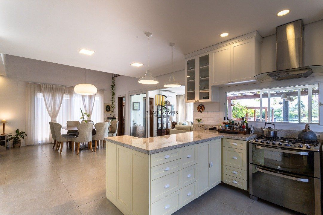Casa Condominio para Venda - 340m², 4 dormitórios, sendo 4 suites, 4 vagas - Terra Ville