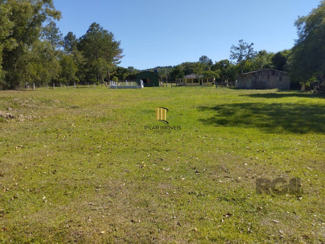 Sítio, 4 dormitórios, Bairro Fiuza.