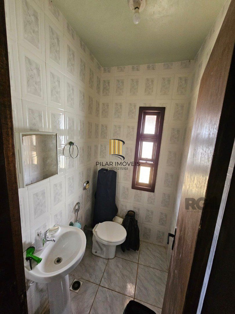 Casa 4 dormitórios no bairro Praia da Conceição