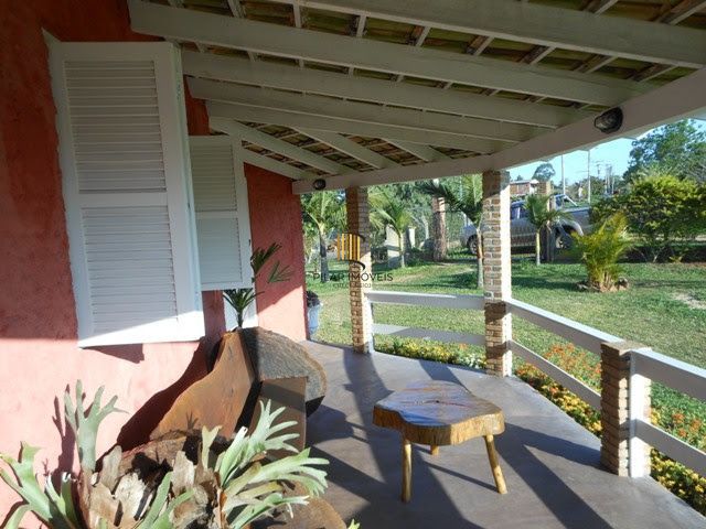 Excelente casa de alvenaria em Viamão!