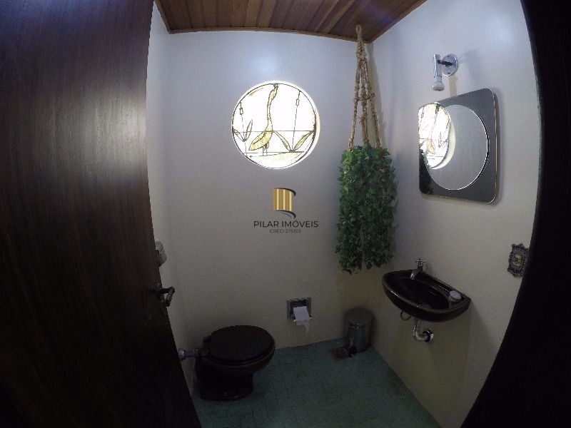 Casa para Venda - 95m², 4 dormitórios, sendo 2 suites, 4 vagas - Ipanema