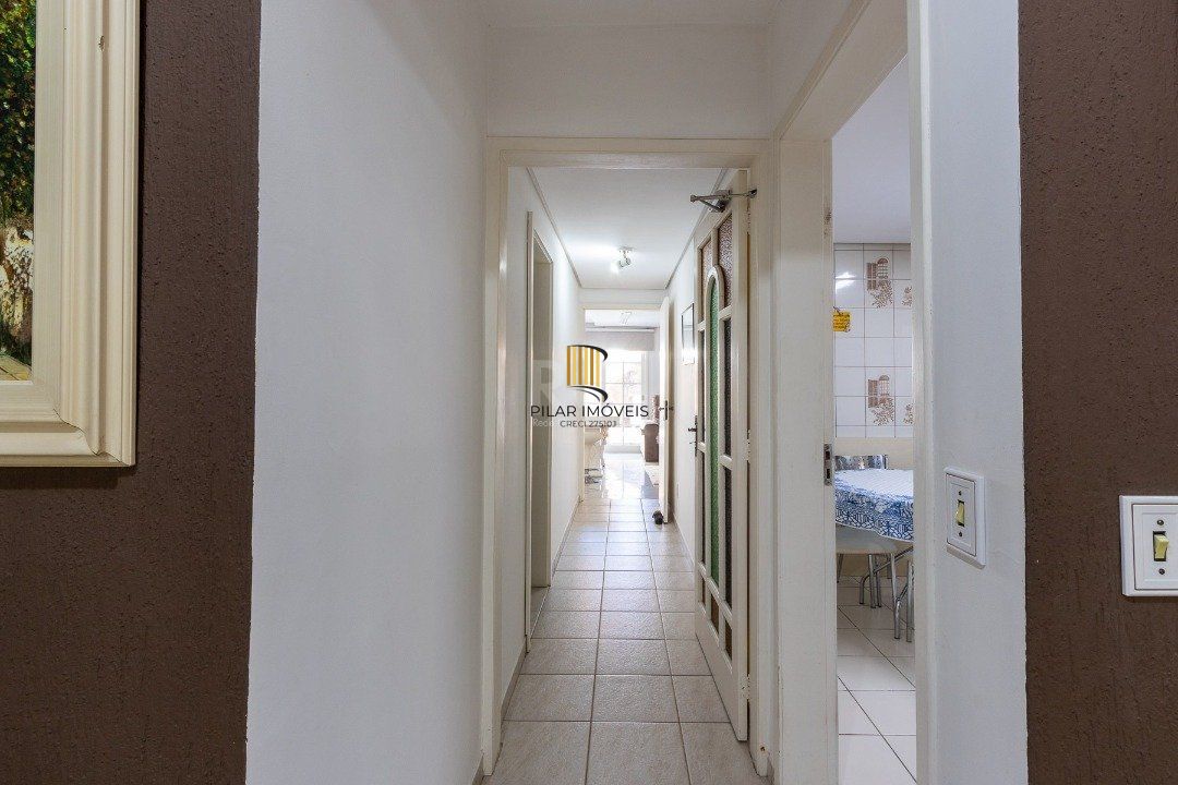 Casa Condominio para Venda - 300m², 4 dormitórios, sendo 2 suites, 2 vagas - Ipanema