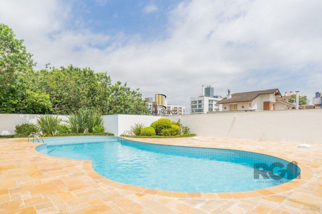 Ótimo apartamento, reformado , dois dormitórios e uma suíte, vaga escriturada.