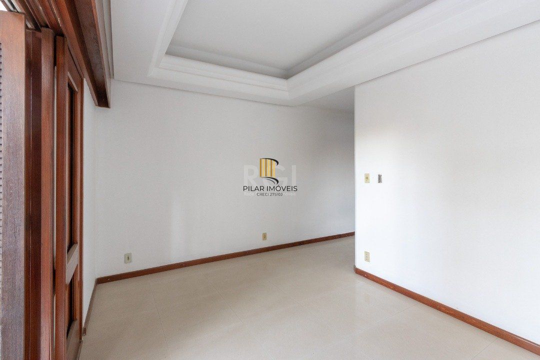 Casa para Venda - 558.14m², 4 dormitórios, sendo 4 suites, 6 vagas - Jardim Isabel