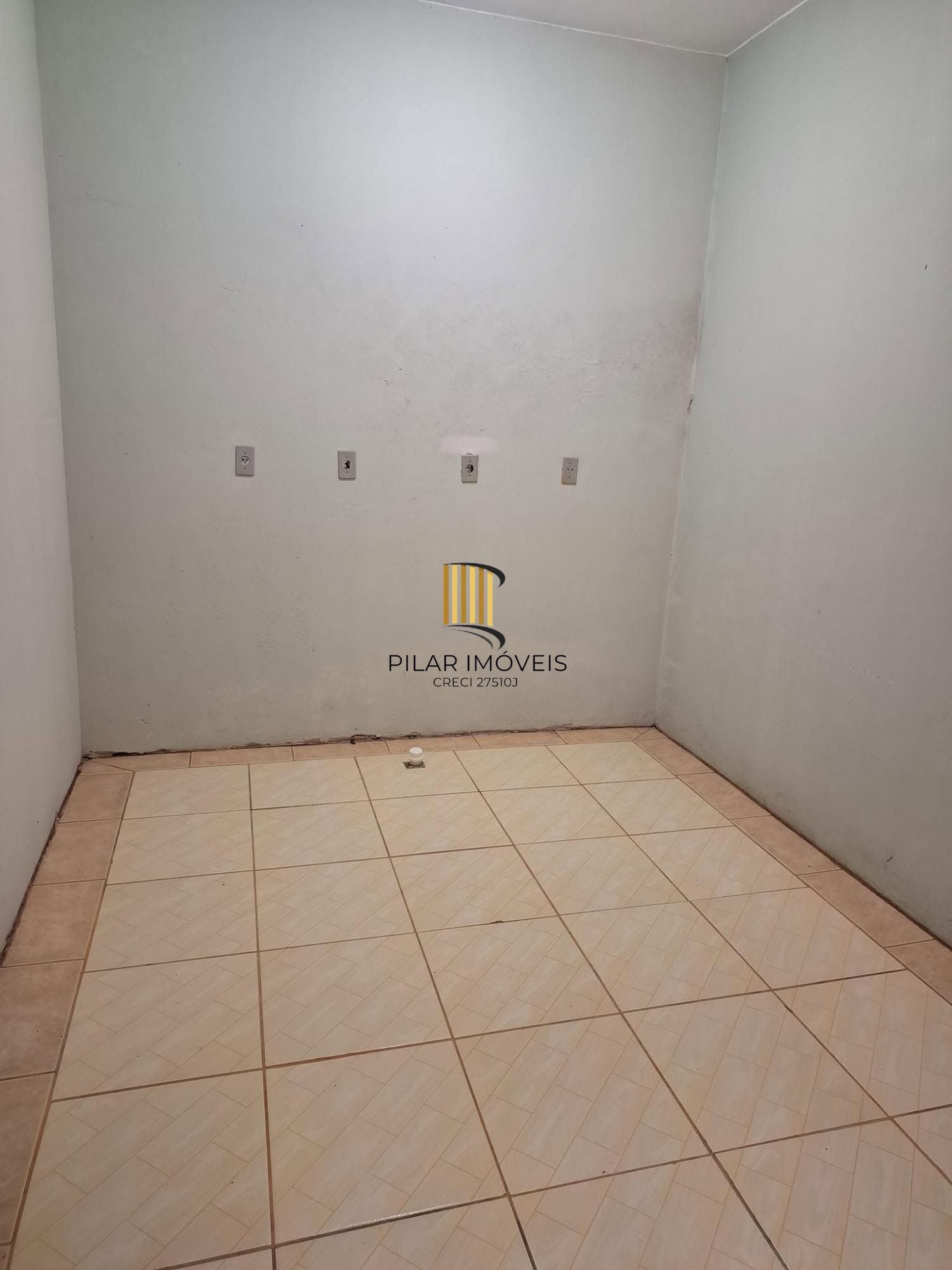 Casa 3 dormitórios no bairro Espírito Santo