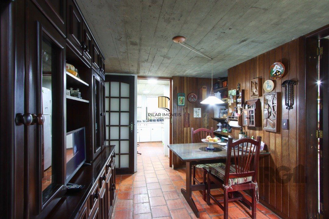 Casa para Venda - 393m², 4 dormitórios, sendo 2 suites, 4 vagas - Ipanema