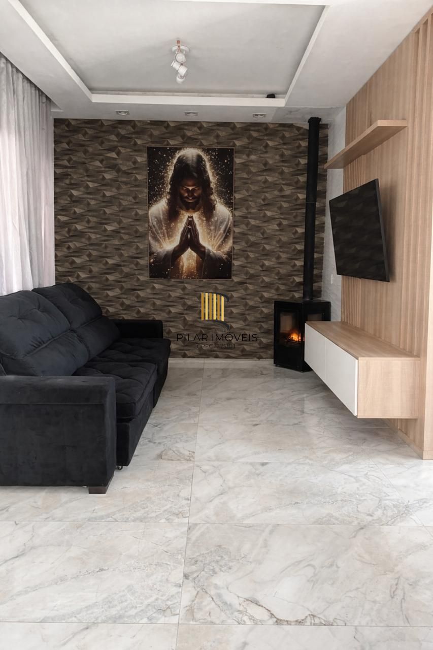 Casa 2 dormitórios no bairro Hípica