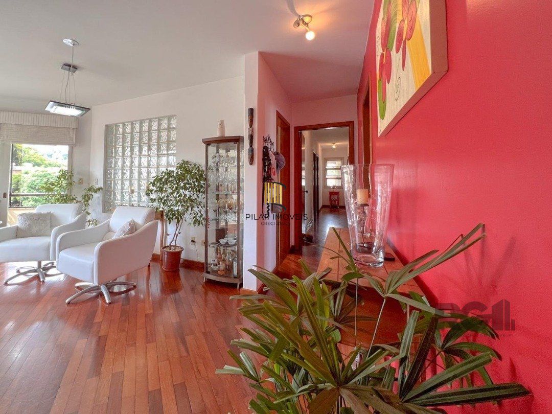 Amplo apartamento à venda com 168m² privativos