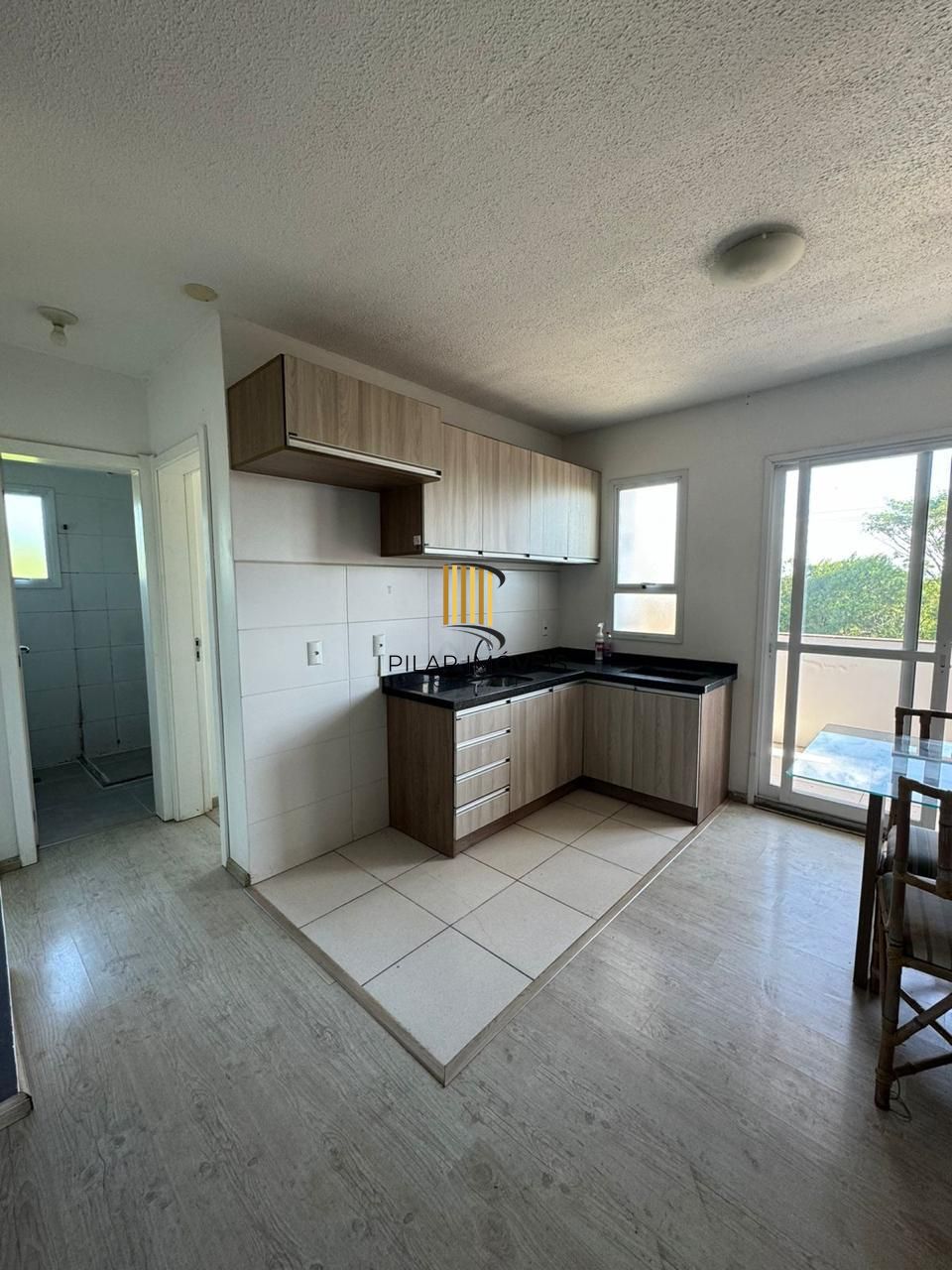 Apartamento desocupado em Cachoeirinha!