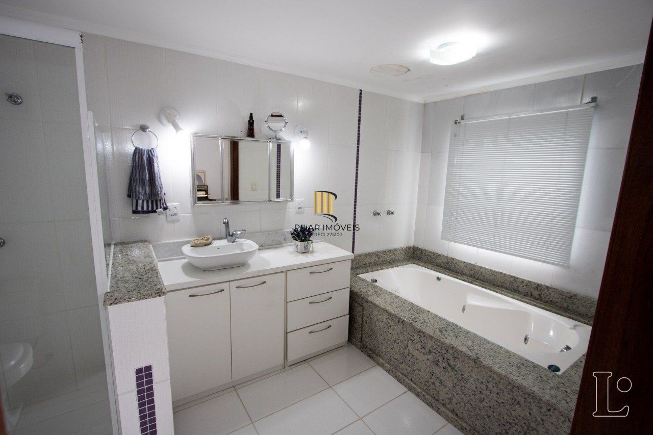 Casa Condominio para Venda - 273.79m², 3 dormitórios, sendo 3 suites, 4 vagas - Espírito Santo