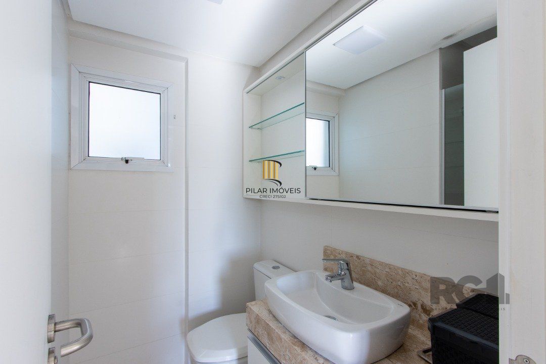 Apartamento 2 dormitórios no bairro Camaquã