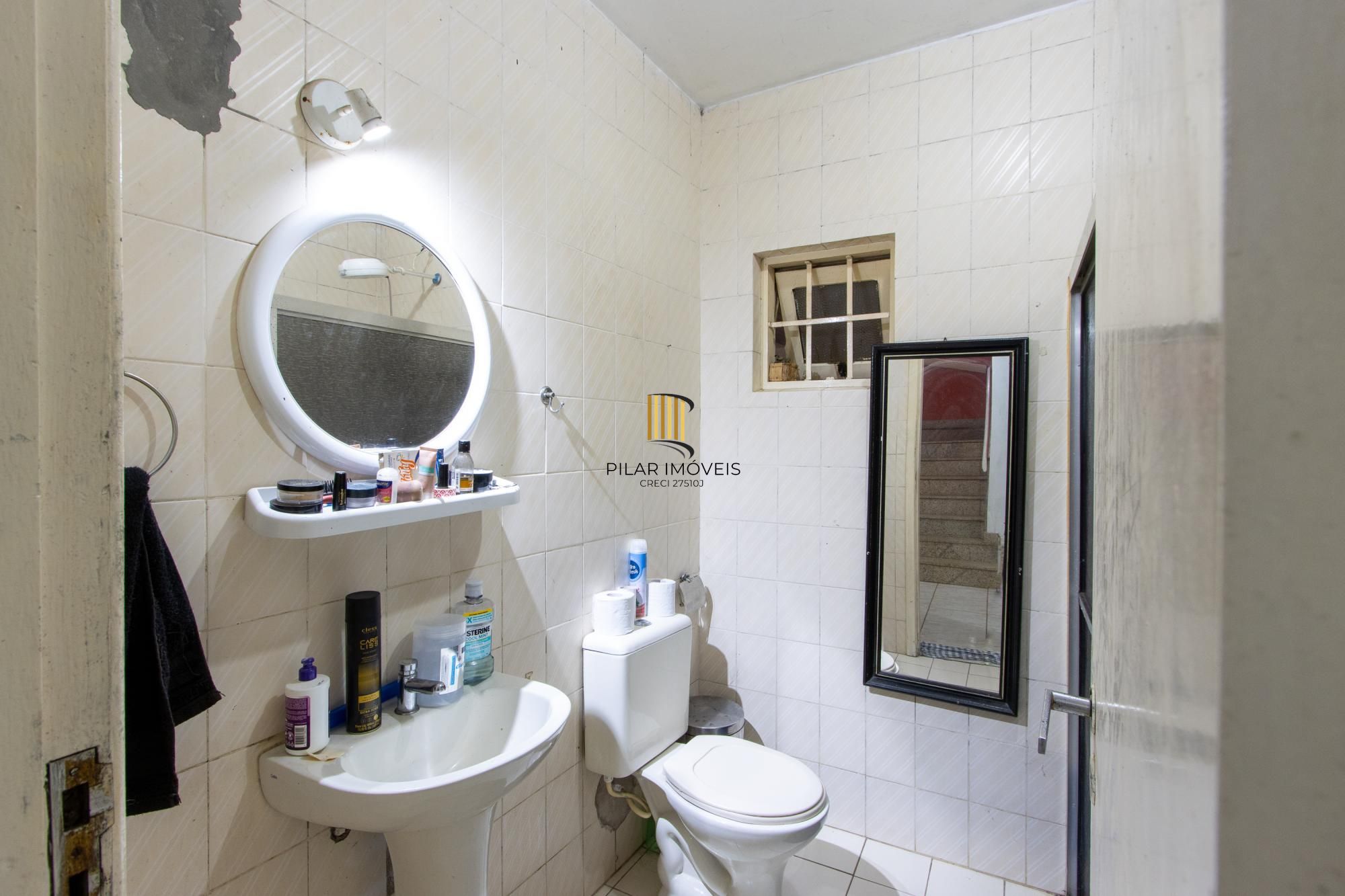 Casa para Venda - 385m², 4 dormitórios, sendo 3 suites, 2 vagas - Belém Velho