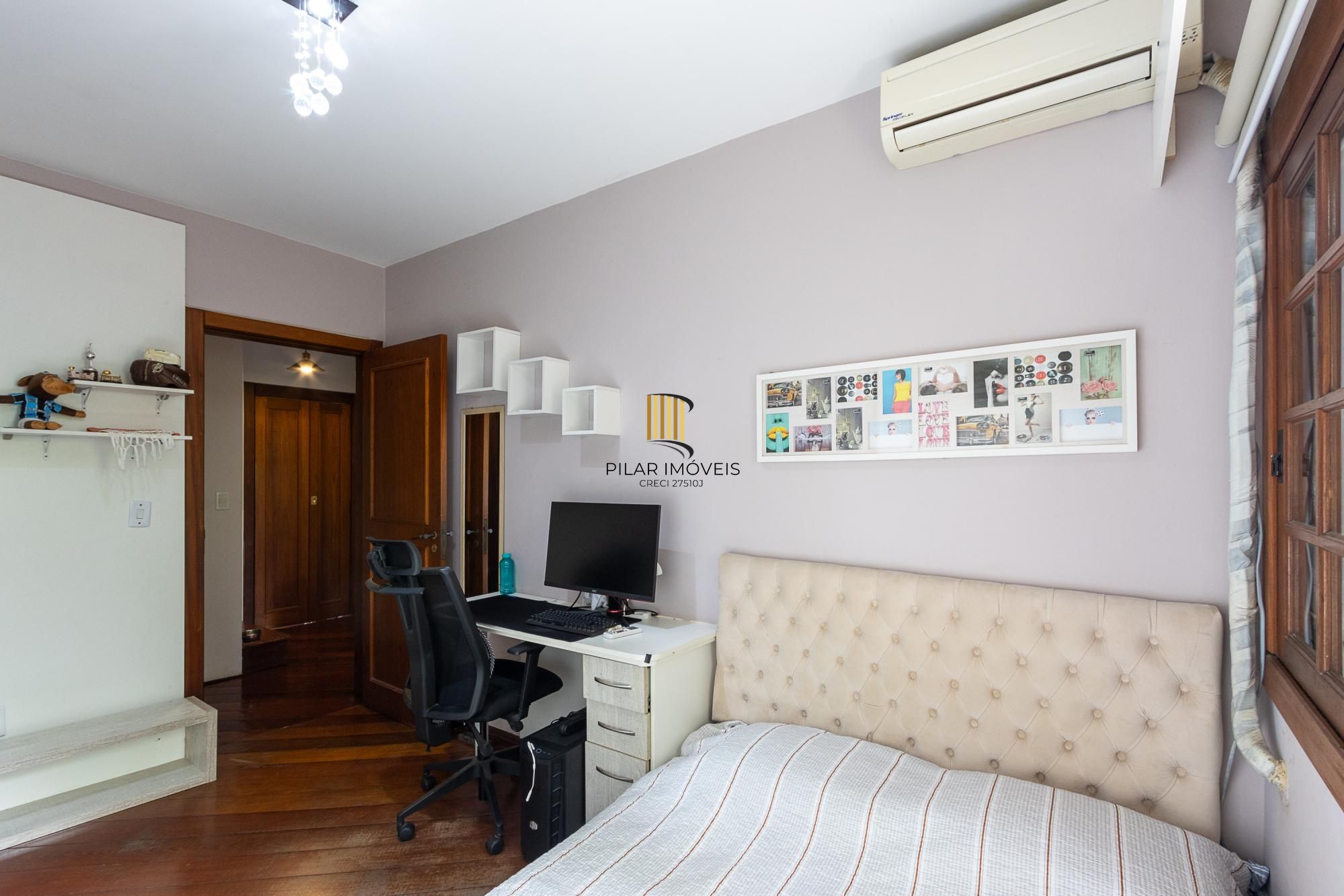 Casa Condominio para Venda - 175m², 3 dormitórios, sendo 1 suites, 4 vagas - Tristeza