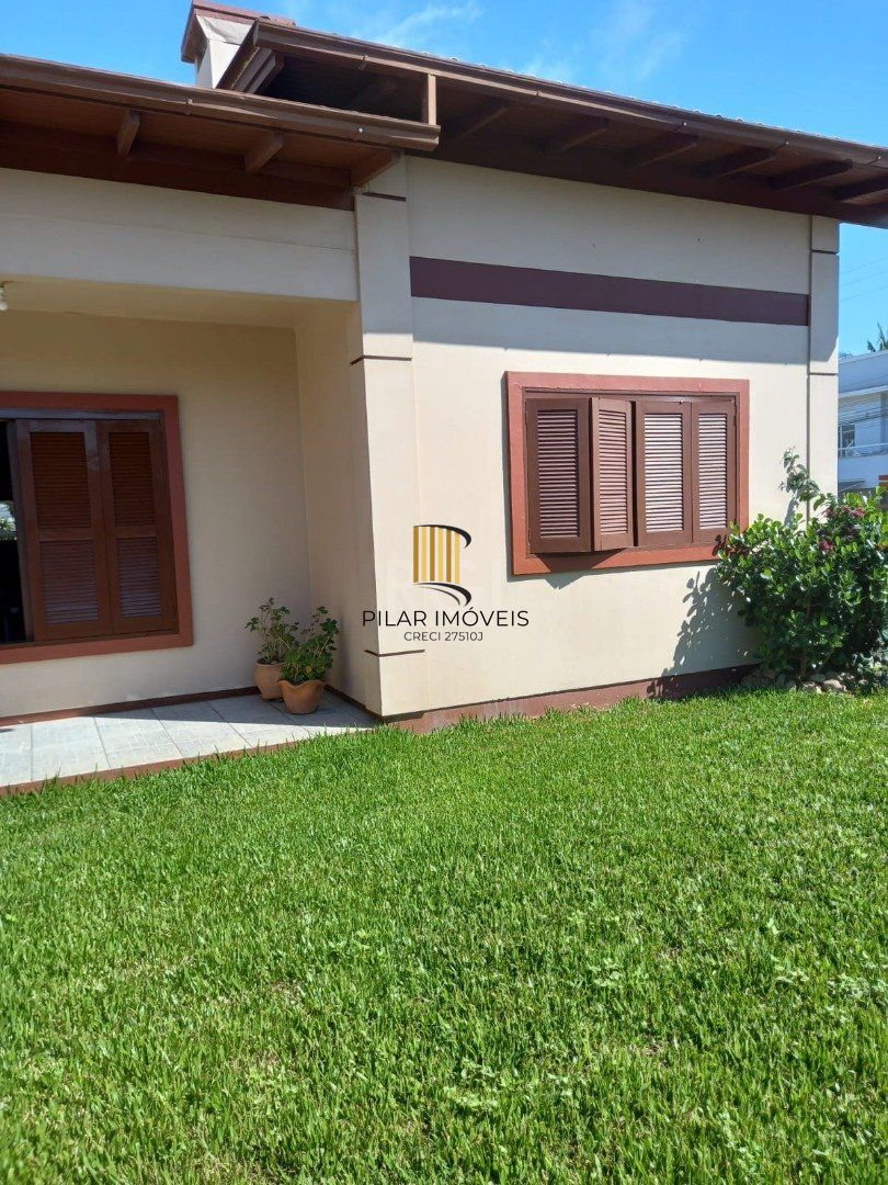 Casa para venda - 196m², 3 dormitórios - Centro de Torres/RS