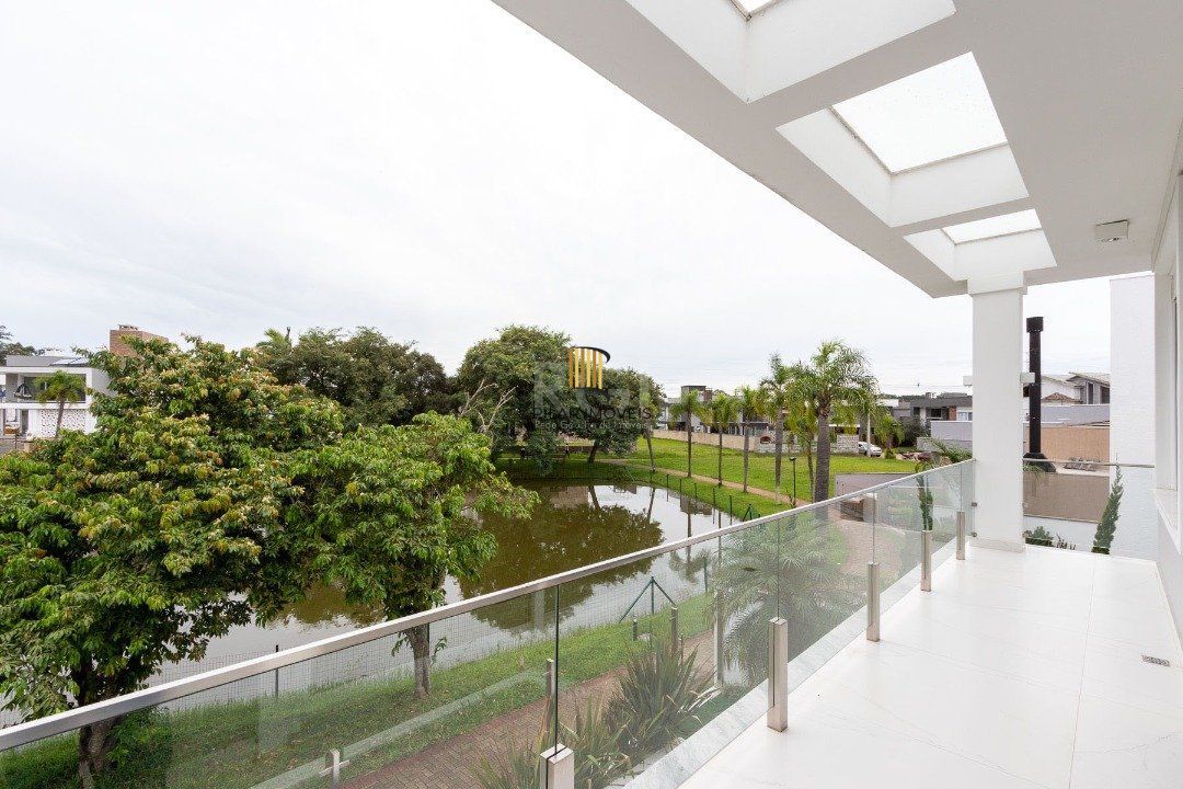 Casa Condominio para Venda - 239.3m², 3 dormitórios, sendo 2 suites, 6 vagas - Distrito Industrial