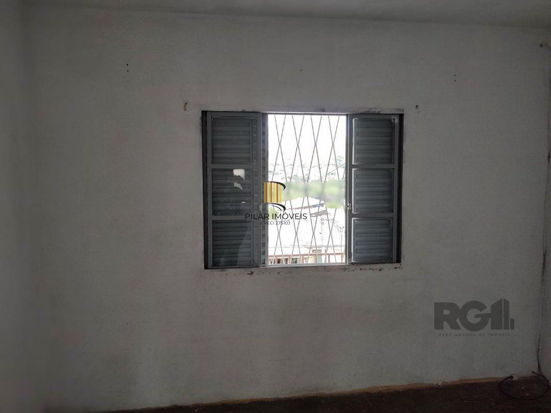 Casa para Venda - 247.37m², 4 dormitórios, 4 vagas - Partenon